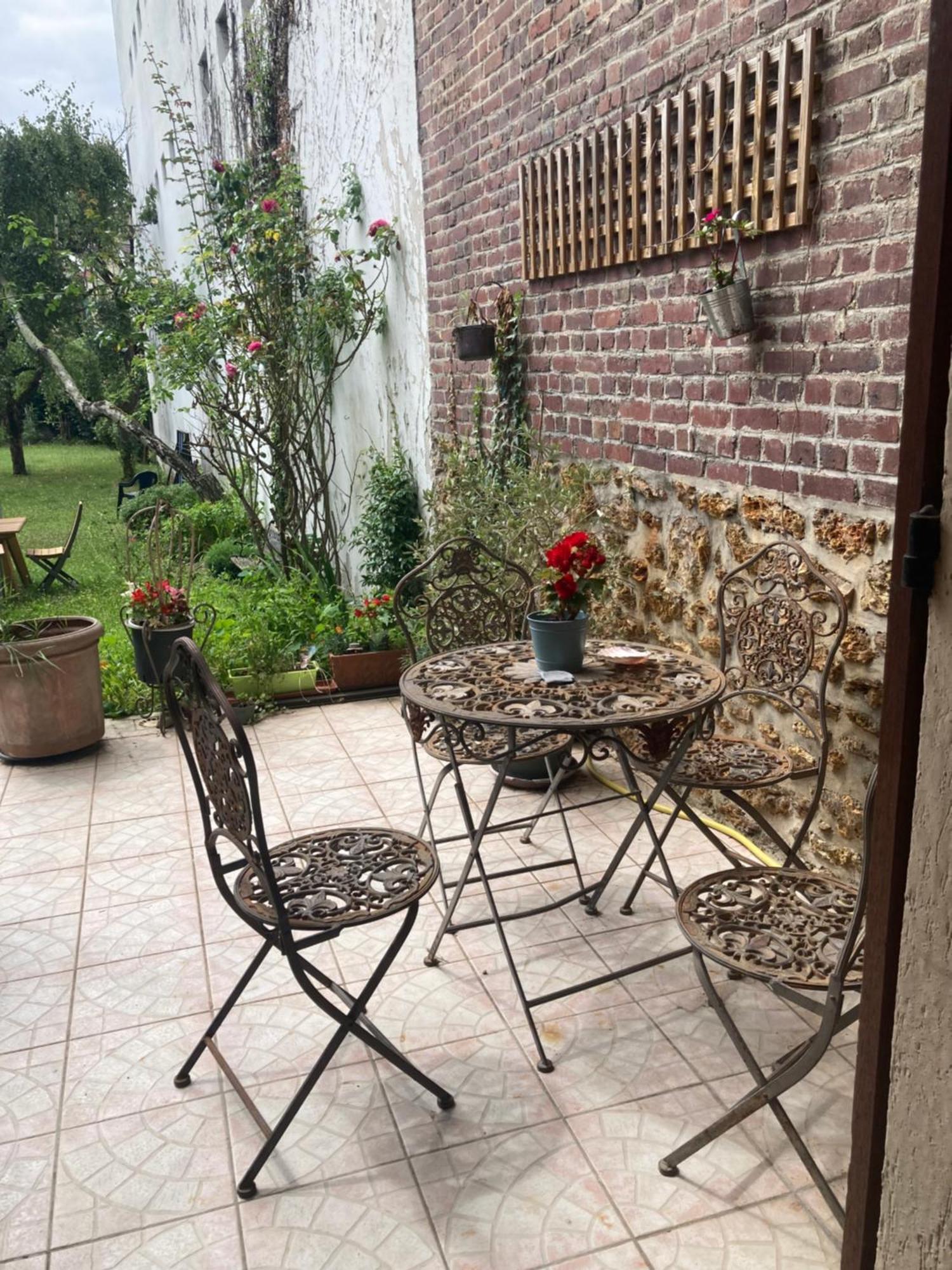Studio Avec Terrasse Sur Jardin Fontenay-sous-Bois Eksteriør billede